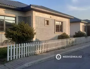 4-комнатный дом, 5.5 соток, 136 м²