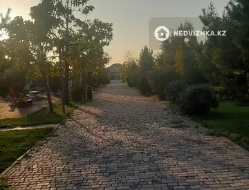 4-комнатный дом, 5.5 соток, 136 м²