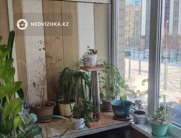 3-комнатная квартира, этаж 2 из 6, 63 м²