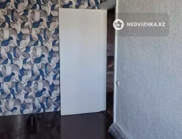 3-комнатная квартира, этаж 2 из 6, 63 м²