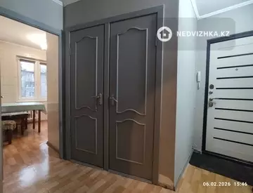 3-комнатная квартира, этаж 3 из 5, 60 м²