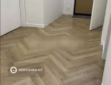 4-комнатная квартира, этаж 8 из 9, 146 м²