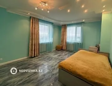 3-комнатная квартира, этаж 13 из 20, 120 м²