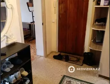 3-комнатная квартира, этаж 2 из 6, 57 м²