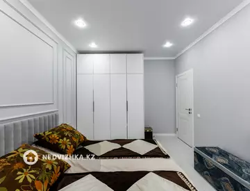 3-комнатная квартира, этаж 5 из 10, 61 м²