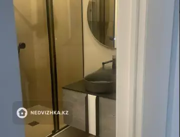 2-комнатная квартира, этаж 15 из 17, 65 м²