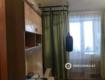 3-комнатная квартира, этаж 1 из 9, 87 м²