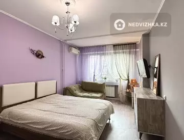 3-комнатная квартира, этаж 1 из 5, 96 м²