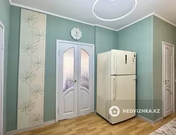 3-комнатная квартира, этаж 1 из 5, 96 м²