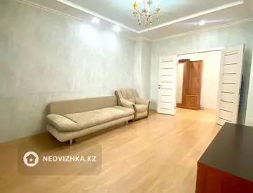 3-комнатная квартира, этаж 11 из 18, 81 м²