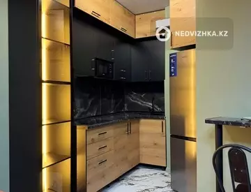 2-комнатная квартира, этаж 10 из 12, 50 м²
