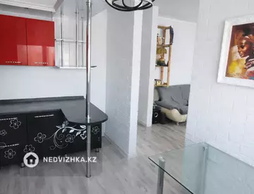 2-комнатная квартира, этаж 10 из 14, 50 м², на длительный срок