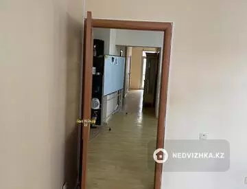 Помещение, этаж 5 из 1, В жилом доме, 169 м²