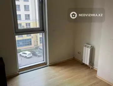 Помещение, этаж 5 из 1, В жилом доме, 169 м²