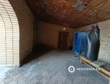 3-комнатный дом, 10 соток, 165 м²