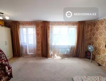 1-комнатная квартира, этаж 5 из 10, 38 м²