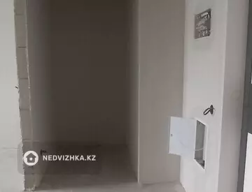 2-комнатная квартира, этаж 6 из 9, 38 м²