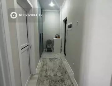 1-комнатная квартира, этаж 11 из 12, 40 м²