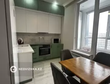 1-комнатная квартира, этаж 11 из 12, 40 м²