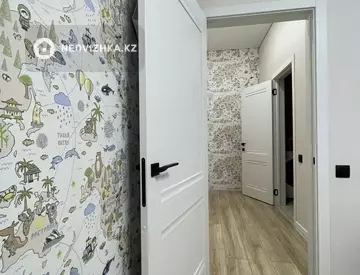 3-комнатная квартира, этаж 10 из 10, 81 м²