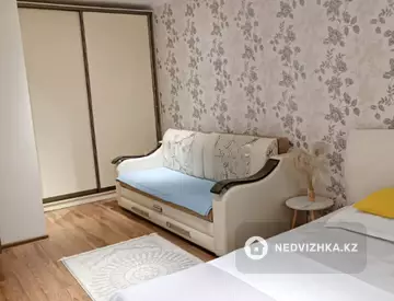 1-комнатная квартира, этаж 7 из 24, 45 м²