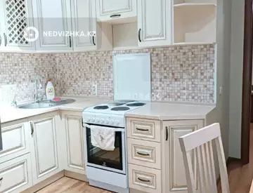 1-комнатная квартира, этаж 7 из 24, 45 м²