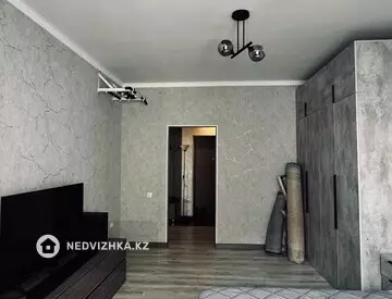 1-комнатная квартира, этаж 10 из 12, 41 м²
