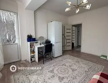 1-комнатная квартира, этаж 3 из 5, 47 м²