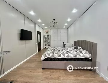 1-комнатная квартира, этаж 5 из 9, 49 м²