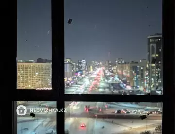 2-комнатная квартира, этаж 8 из 12, 66 м²