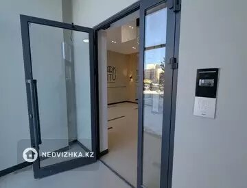 2-комнатная квартира, этаж 8 из 12, 66 м²