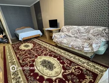 1-комнатная квартира, этаж 4 из 5, 37 м²