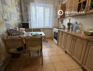 1-комнатная квартира, этаж 4 из 5, 37 м²