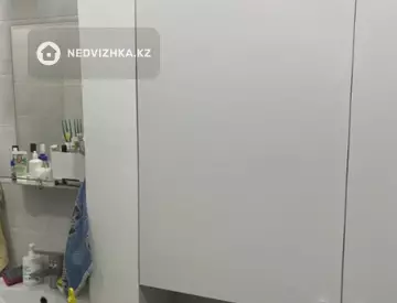 1-комнатная квартира, этаж 1 из 10, 18 м²