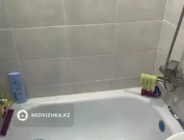 1-комнатная квартира, этаж 1 из 10, 18 м²