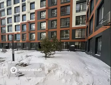 3-комнатная квартира, этаж 9 из 9, 90 м²