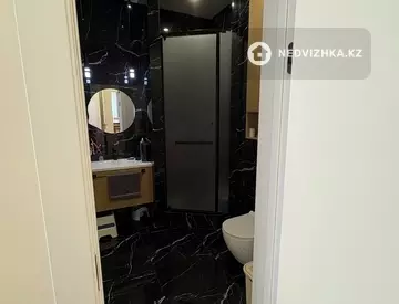 5-комнатная квартира, этаж 4 из 9, 120 м²