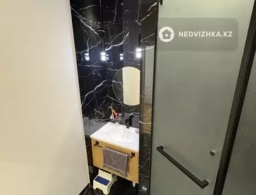 5-комнатная квартира, этаж 4 из 9, 120 м²