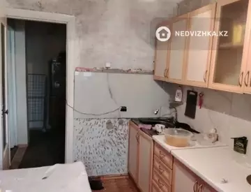 2-комнатная квартира, этаж 4 из 6, 48 м²