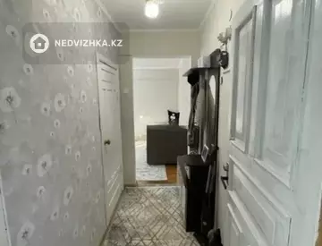 2-комнатная квартира, этаж 4 из 5, 45 м²