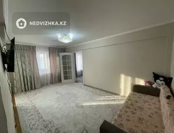2-комнатная квартира, этаж 4 из 5, 45 м²