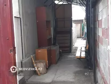 1-комнатная часть дома, 1 соток, 4 м², на длительный срок