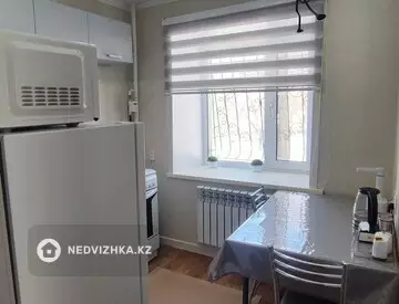 1-комнатная квартира, этаж 2 из 5, 30 м²