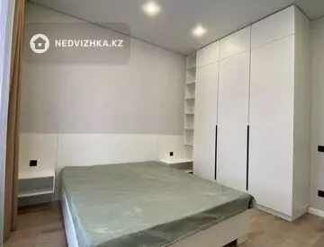 2-комнатная квартира, этаж 4 из 12, 42 м²