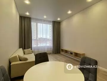 2-комнатная квартира, этаж 4 из 12, 42 м²