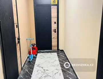 3-комнатная квартира, этаж 2 из 5, 77 м²