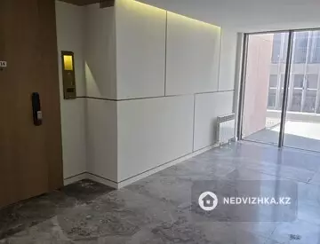 3-комнатная квартира, этаж 2 из 4, 87 м²