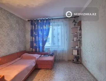 4-комнатная квартира, этаж 4 из 6, 87 м²