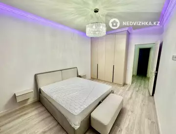 3-комнатная квартира, этаж 12 из 14, 100 м²