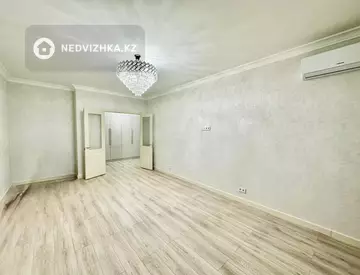 3-комнатная квартира, этаж 12 из 14, 100 м²